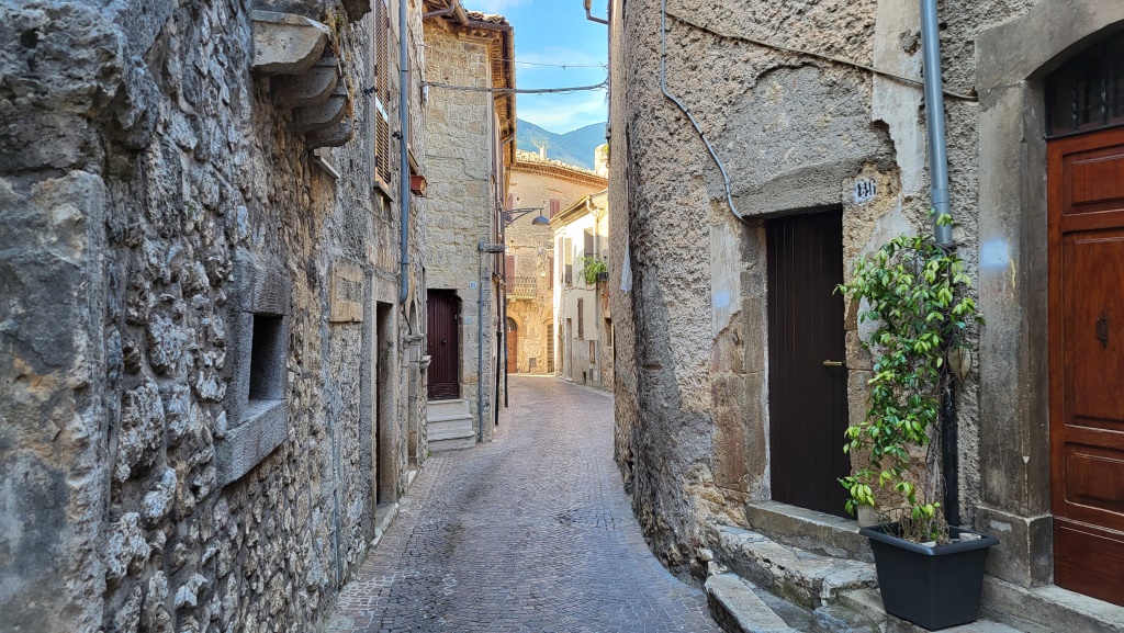 ...spürt man eine Atmosphäre, die in die Vergangenheit zurückführt