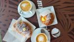 ...und geniessen in Cassino ein Frühstück