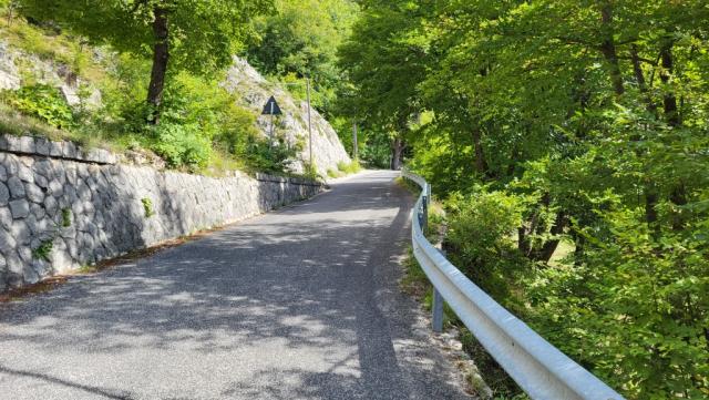 ...und folgen der einzigen Strasse in Richtung Veroli