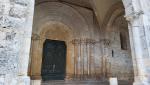 das Portal der Basilika weckt Erinnerungen an jene Portale, die wir auf dem Jakobsweg in Frankreich gesehen haben