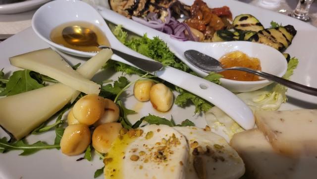 in Cassino kehren wir ins Ristorante Das Rino ein und lassen uns das Nachtessen schmecken