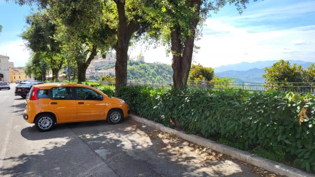 mit dem Mietauto sind wir anschliessend nach Cassino zurückgefahren,...