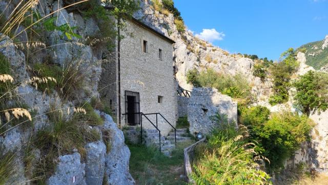 ...erreichen wir die Einsiedelei Spirito Santo,...