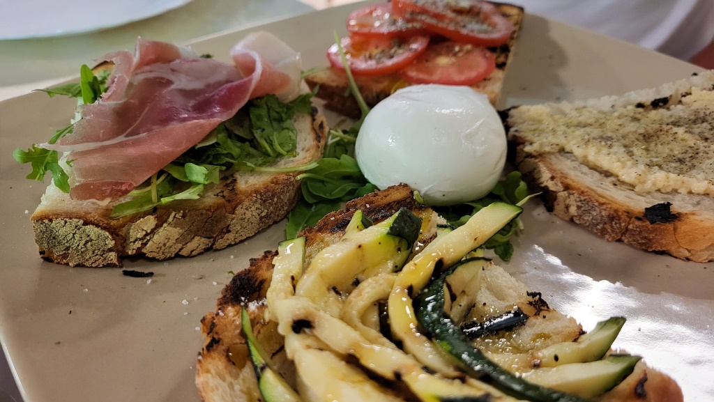 in Cassino kehren wir in das Ristorante Antichi Sapori ein und lassen uns das Nachtessen schmecken