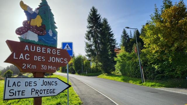 unser erstes Ziel ist der Lac des Joncs. Er liegt zwar nicht direkt am Weg, wir wollen ihn trotzdem besuchen