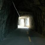 durch den alten Tunnel