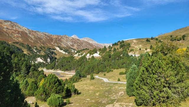 wir blicken zurück Richtung Lukmanierpass