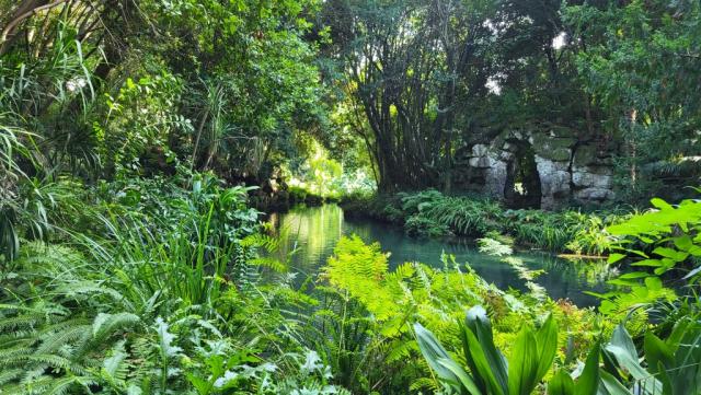 der Bagno di Venere. Mythos und Erotik im Schatten der üppigen Vegetation
