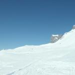 links unten die Carschina Hütte