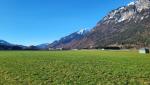 über die Ebene bei Felsberg, wandern wir Richtung Domat/Ems