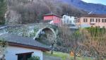 in Camorino erreichen wir die alte Steinbrücke über die Morobbia