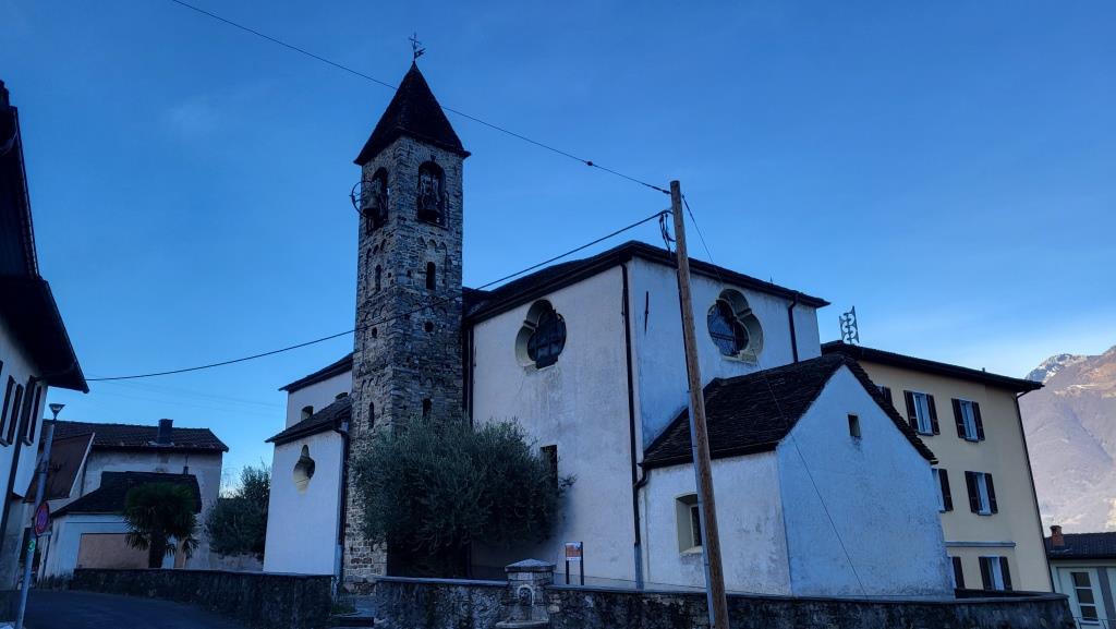 wir besuchen die Kirche von S.Antonino aus dem 9.Jhr. und wandern danach weiter