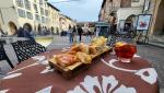 bei der Piazza della Vittoria bestellen wir einen Aperitivo