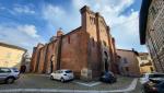 nach dem Aperitivo geht es zur Kirche San Teodoro. Sie ist im lombardischen romanischen Stil aus Terrakotta erbaut