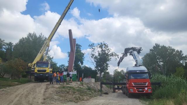 schon bald das erste Hinderniss. Wegen dem Hochwasser 2023 wurde die alte Brücke weggeschwemmt. Die neue ist in Bau