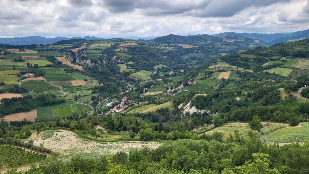 ...atemberaubende Aussicht, auf die vor uns liegende fantastische Landschaft