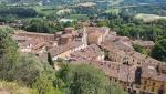 unter uns die historische Altstadt von Brisighella