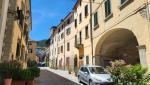 ...von Portico di Romagna, und geniessen danach im Ristorante "Al Vecchio Convento" ein Glas Weisswein