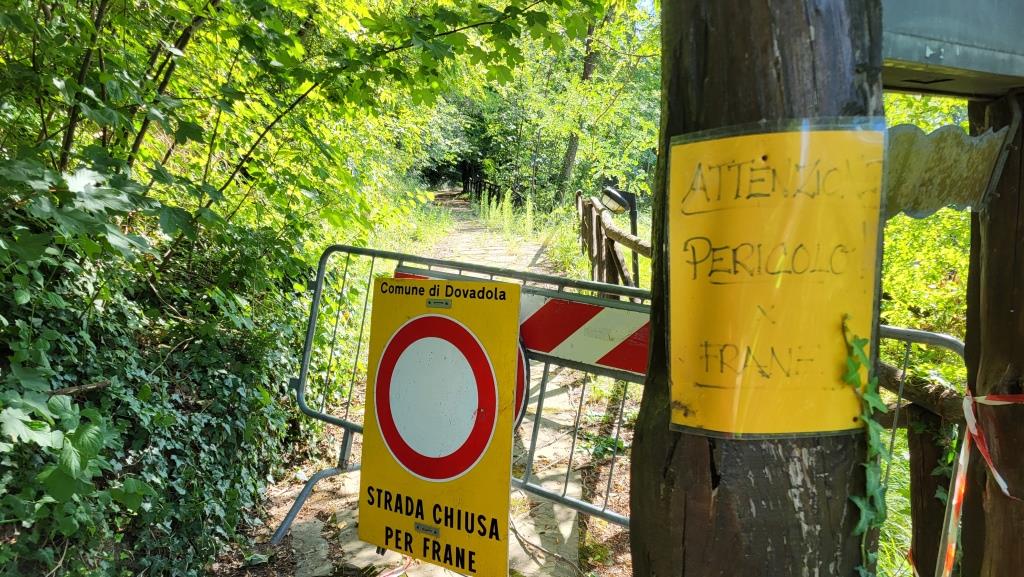 normalerweise führt hier der Cammino di Sant' Antonio vorbei, wegen dem Hochwasser 2023 ist der Weg aber gesperrt