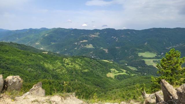 der Blick in das Tal des Montone Fluss ist sehr schön