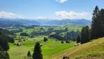 die Aussicht bleibt wunderschön. Hier der Blick zum Sihlsee