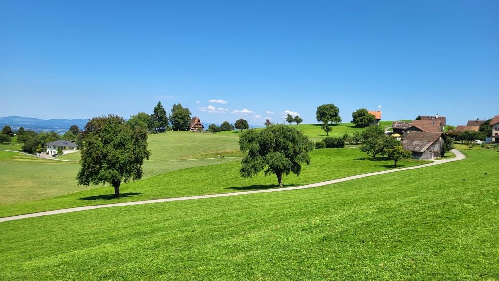 auch die heutige Etappe, wie alle anderen auf dem Zürichsee Rundweg, sind sehr schön