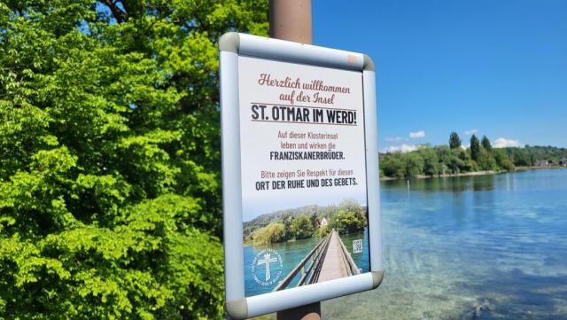 der erste Abt des Klosters St.Gallen, der Heilige Otmar, wurde auf diese kleine Insel verbannt