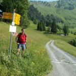 Franco bei Wandertafel in Lüsis