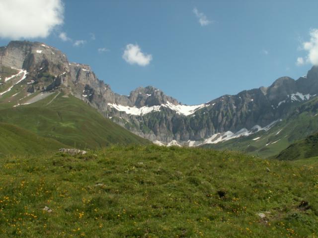 Blick Richtung Blacken-Surenental mit Wissigstock