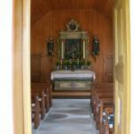 Kapelle bei Waldnacht