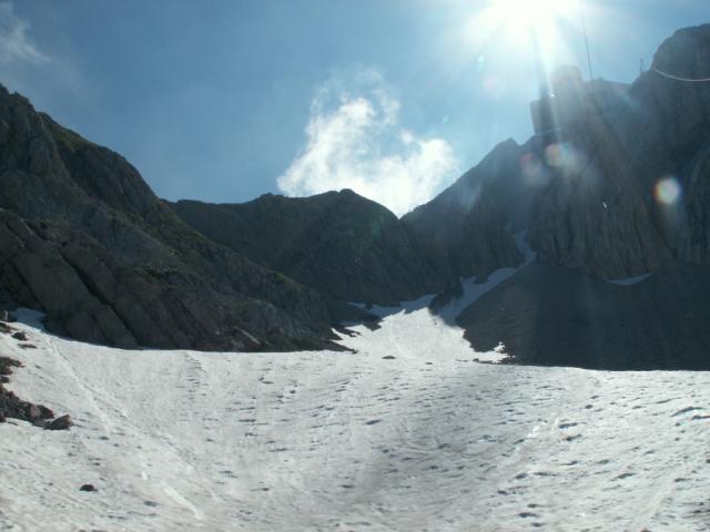 Schneefelder unterhalb des Säntis