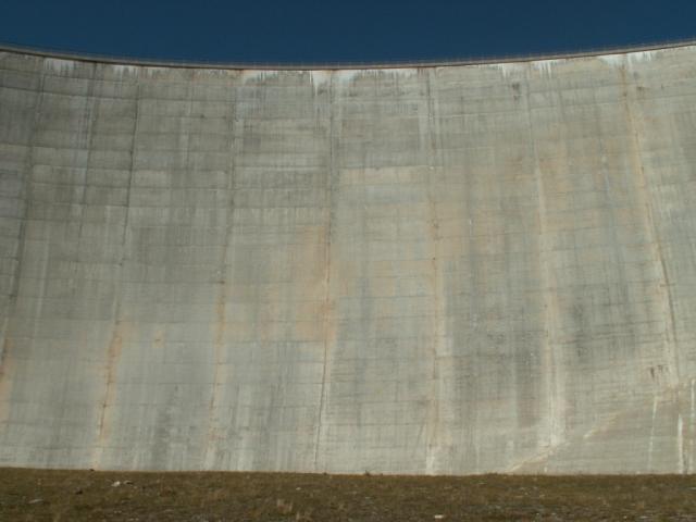 vor der Staumauer des Lago del Narèt