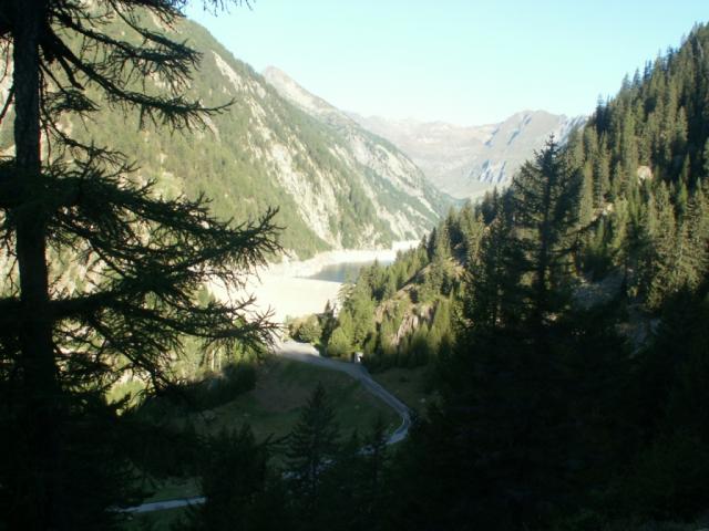 Blick Richtung Stausee Lago del Sambuco