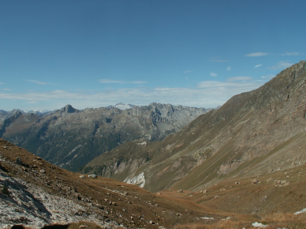 Blick zurück vom Passo Campolungo aus 2318 m.ü.M.