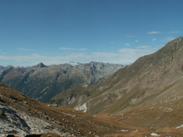 Blick zurück vom Passo Campolungo aus 2318 m.ü.M.