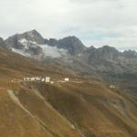 Blick Richtung Tiefenbach im Hintergrund der Galenstock mit dem Tiefengletscher