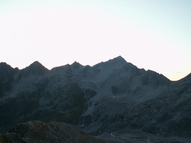 Sonnenaufgang mit Pizzo Lucendro