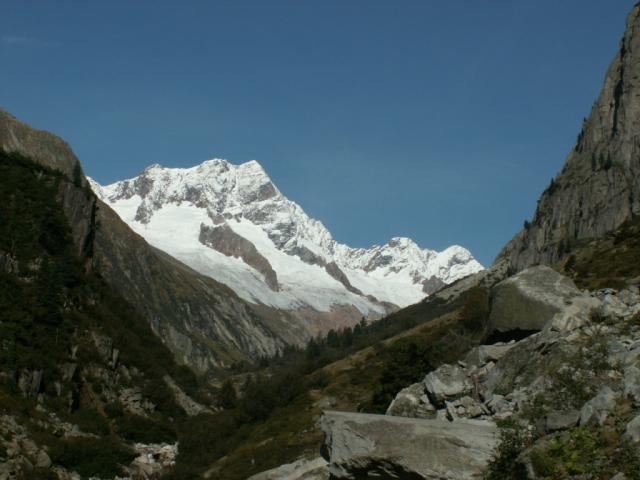 Voralptal im Hintergrund der Sustenhorn