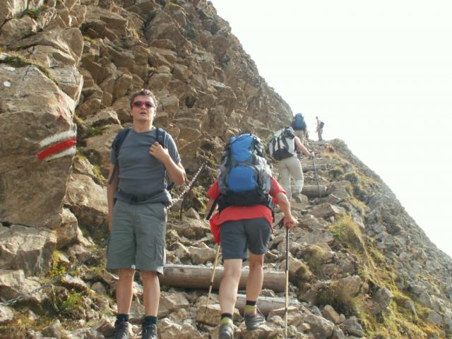 Rolf schaut ob die GAC Splittergruppe nachkommt
