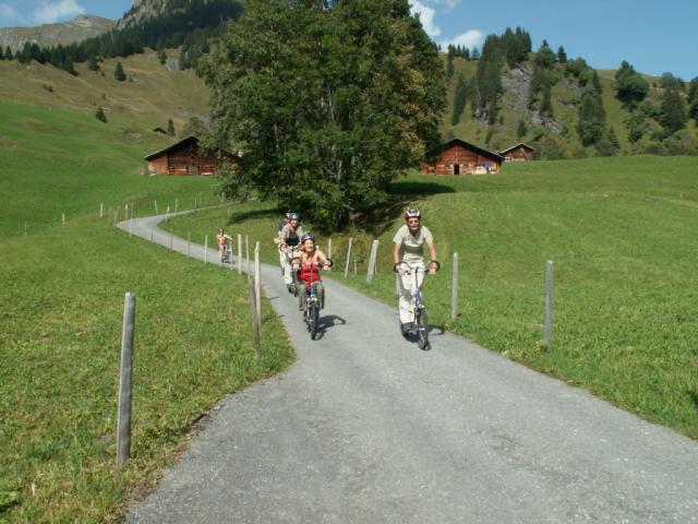 ACHTUNG ! wir kommen