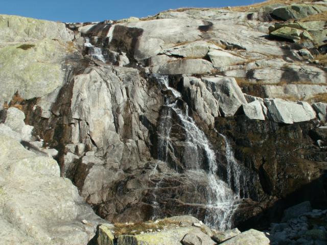 Wasser und Stein