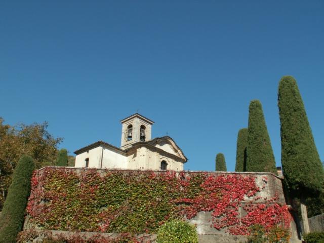 eine typische Tessiner Kirche