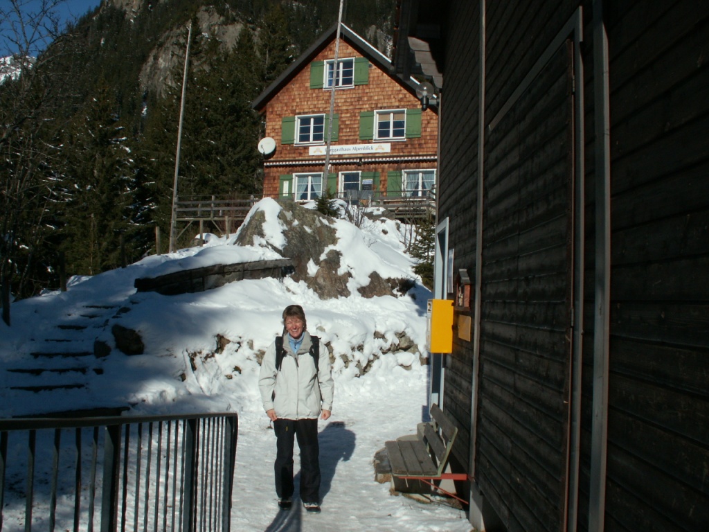 Mäusi bei der Bergstation Arnisee