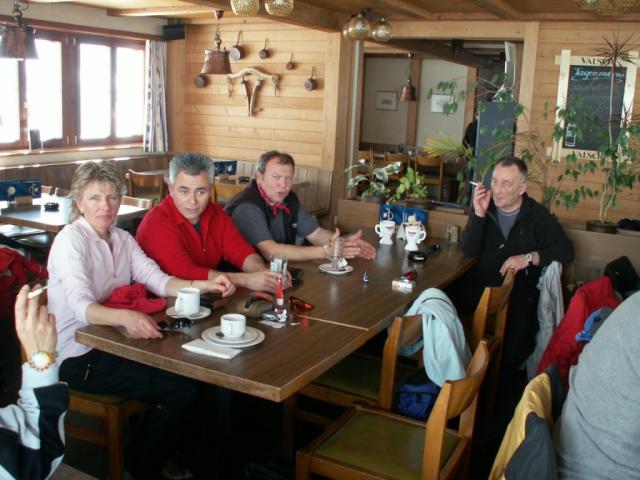 Kassier hat schon mitgeteilt, Kosten müssen selber übernommen werden.