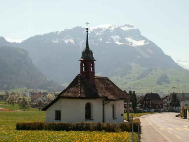 Kapelle Muttergottes mit Fronalpstock