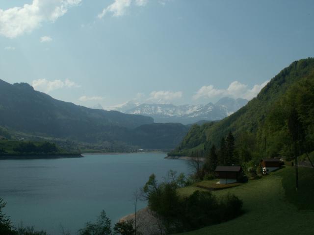 Lungernsee mit Berner Alpen