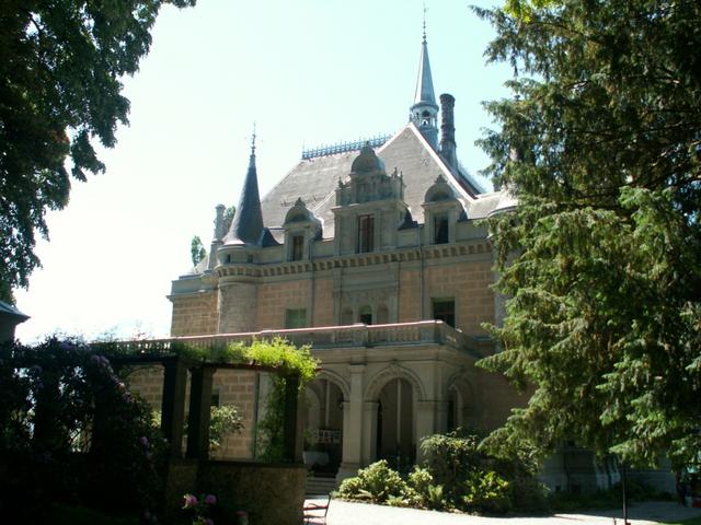Schloss Hünegg