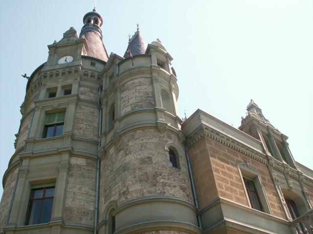 Schloss Hünegg