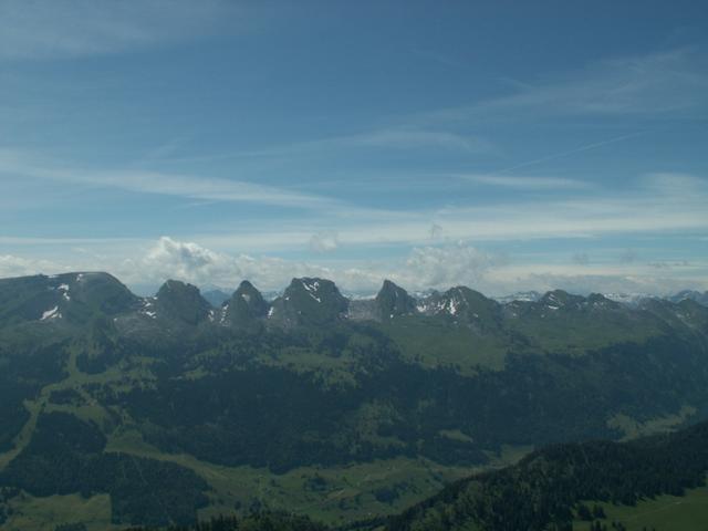 Selun, Frümsel, Brisi, Zuestoll, Schibenstoll, Hinterrugg, Chäserrugg