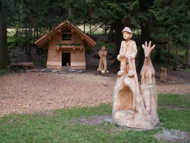 sehr schöner Spielplatz oberhalb Oberschan